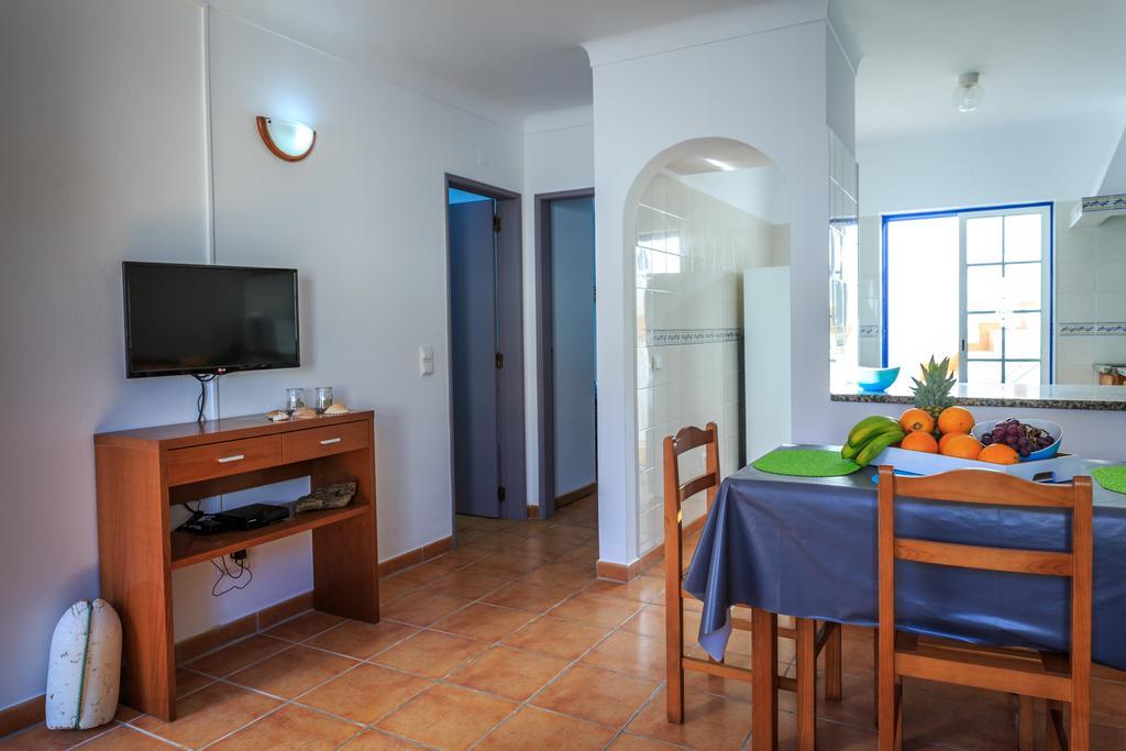 Casas Do Ze Daire Odeceixe Oda fotoğraf